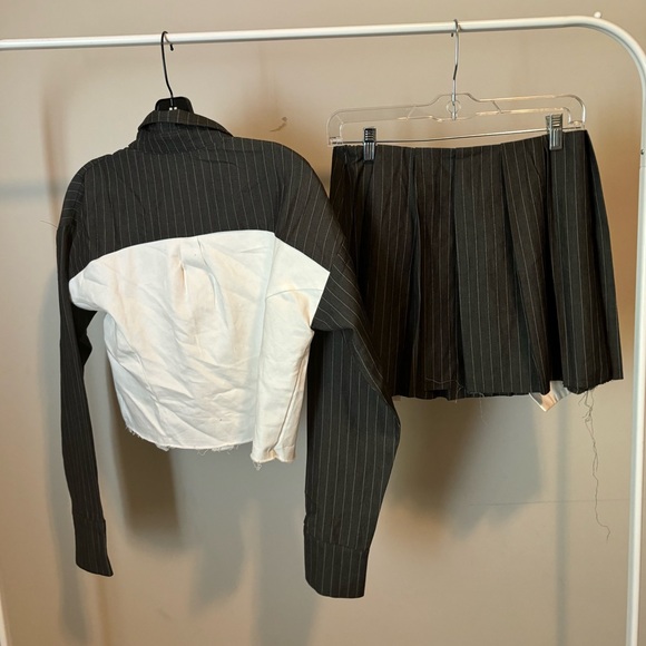 36points cute matching set. - Picture 2 of 6